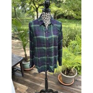 American Eagle Outfitters Boyfriend Fit Sz Medium Green Flannel Viscose plaid